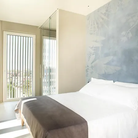 Bernard Hotel 3*