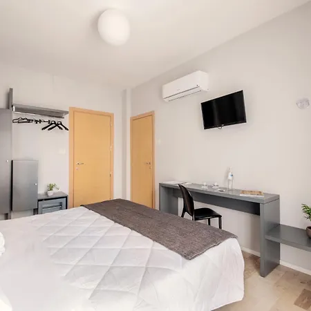 Bernard Hotel 3*
