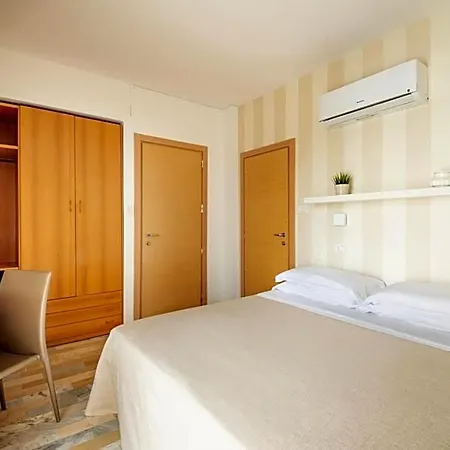 Bernard Hotel San Benedetto del Tronto