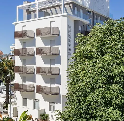 ホテル Bernard 3*